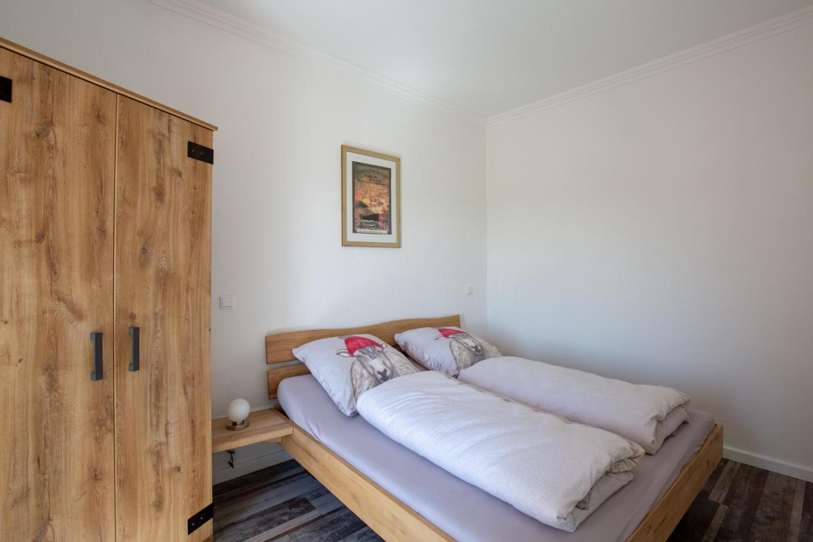 Ankerplatz Ueber Dem Hafen-Pub Apartman Pellworm Kültér fotó