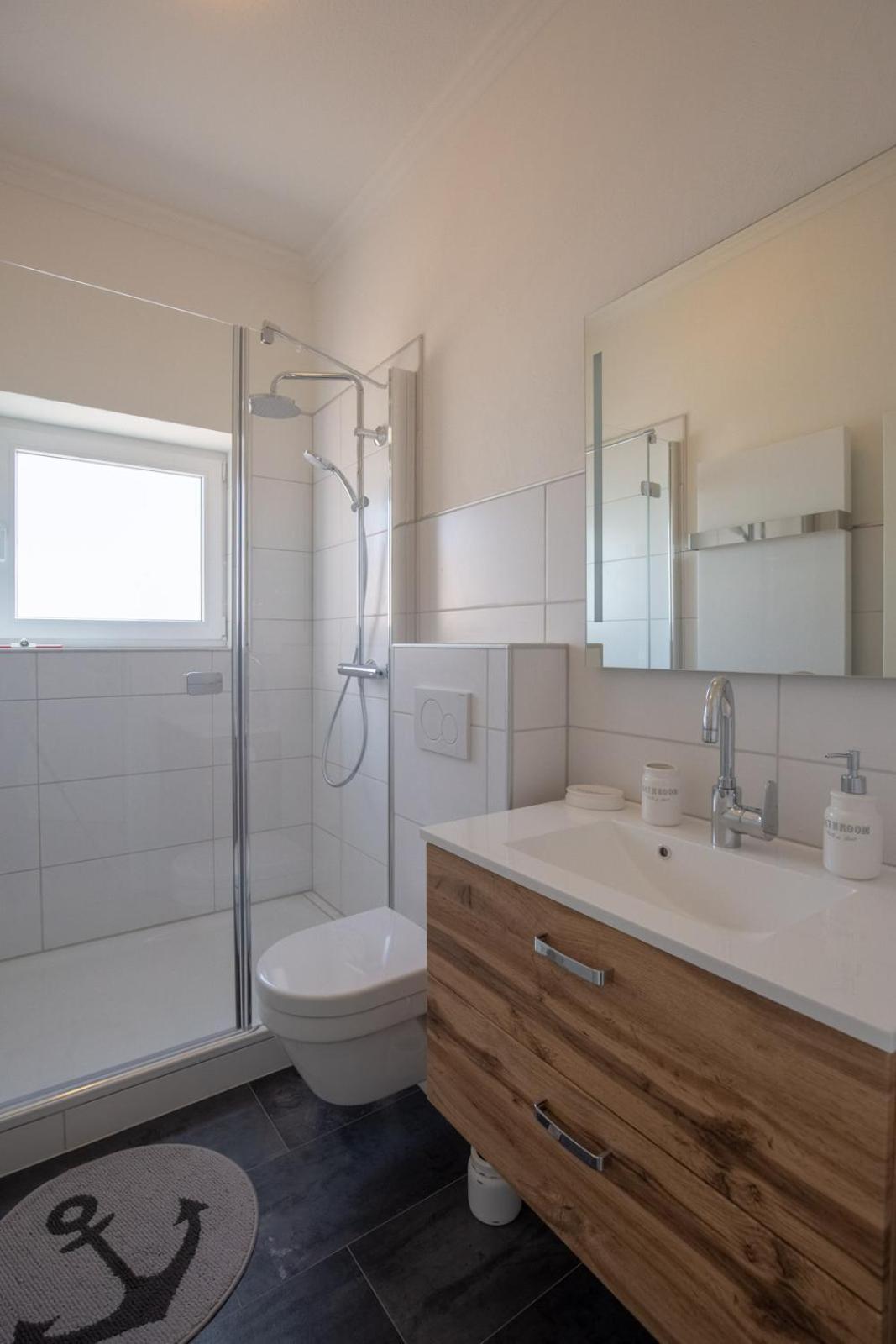 Ankerplatz Ueber Dem Hafen-Pub Apartman Pellworm Kültér fotó